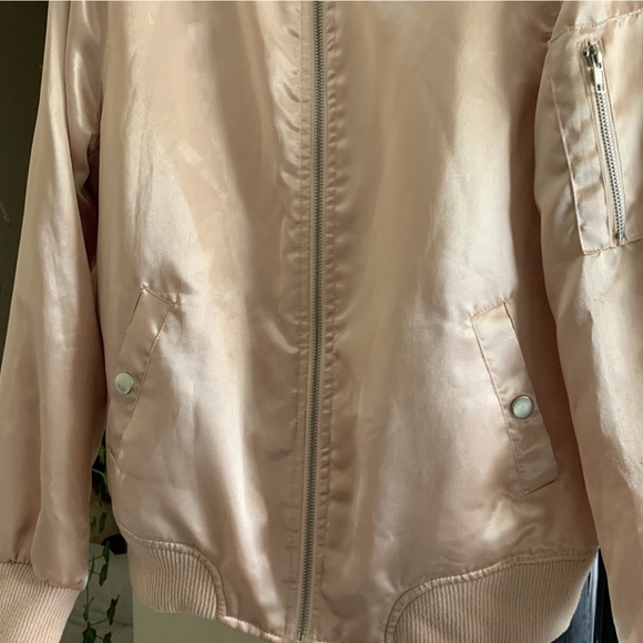bomber jacket - Picture 3 of 4
